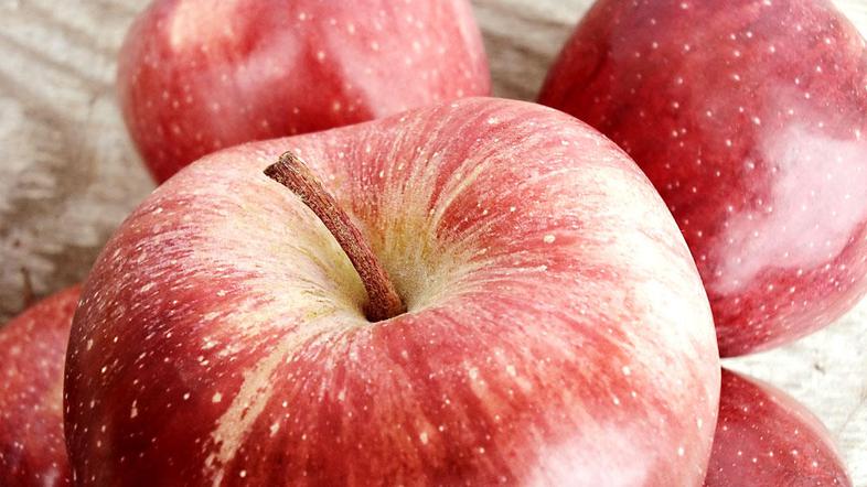 Jejte sadje tudi zaradi kosti. (Foto: Shutterstock)