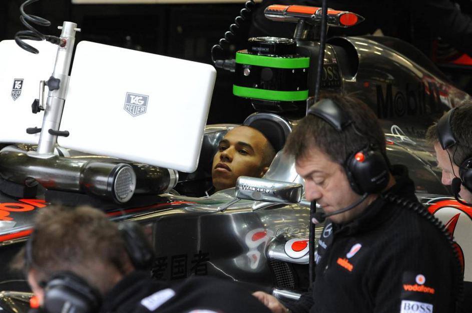 silverstone trening 2011 hamilton