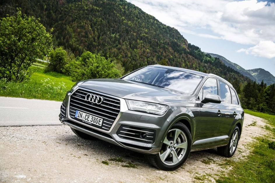 Audi Q7 e-tron