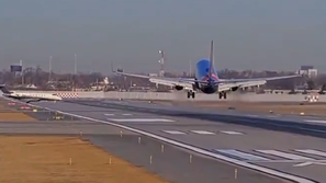 Incident na ameriškem letališču