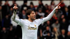 premier league swansea manchester united michu