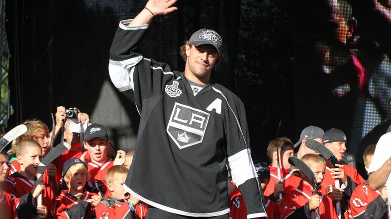 Anže Kopitar in pokal