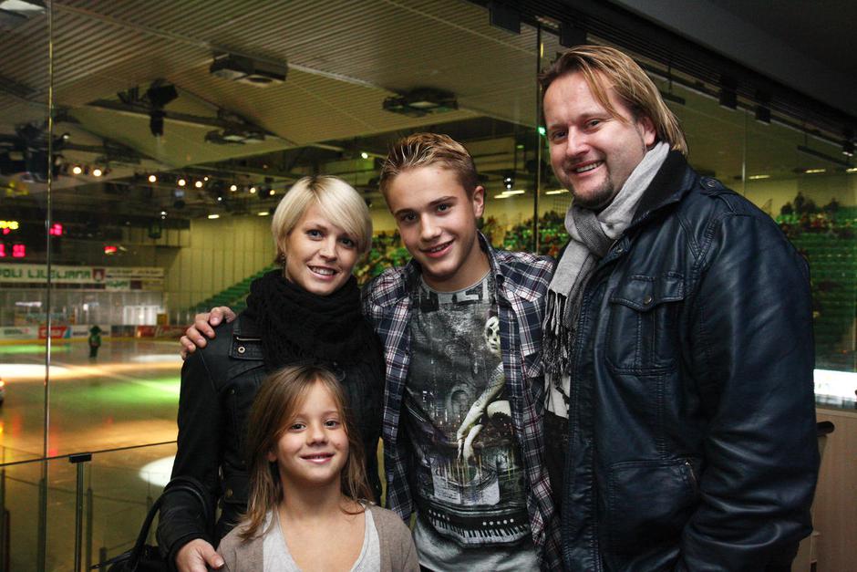 Miki Vlahovič iz skupine Victory z družino | Avtor: Žurnal24 main