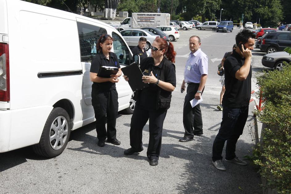 Izvršitelj Marijan Hojs pred NLB