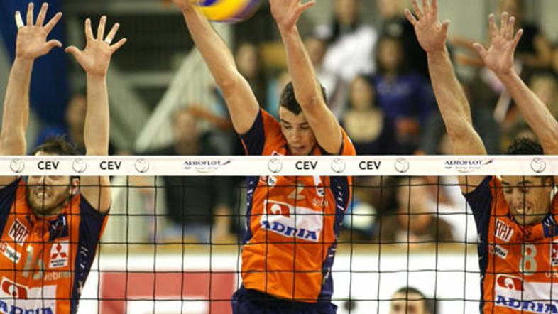 Za prve točke v sezoni bo ACH v Ljubljani gostil Sehir Belediyesi. (Foto: Nik Ro