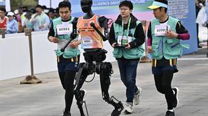robot maraton kitajska
