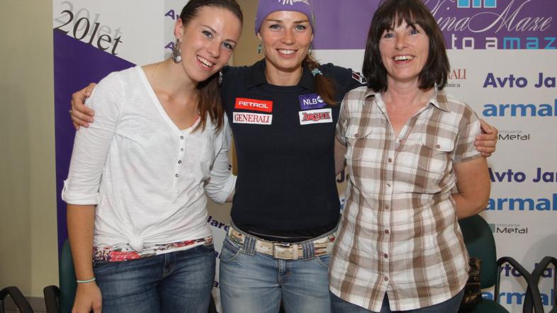 maja maze, tina maze, sonja maze