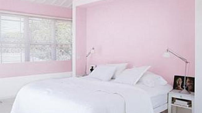 V spalnici preživimo veliko časa, zato jo uredite tako, kot ste si vedno želeli.