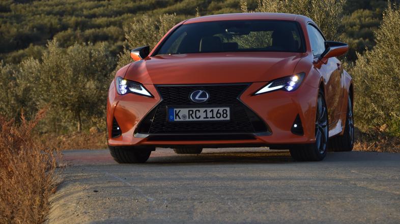 Lexus RC300h