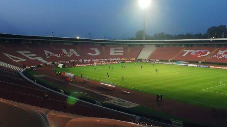 Nogometni klub Crvena zvezda, ki domuje na sloviti Marakani, so je znašel v veli