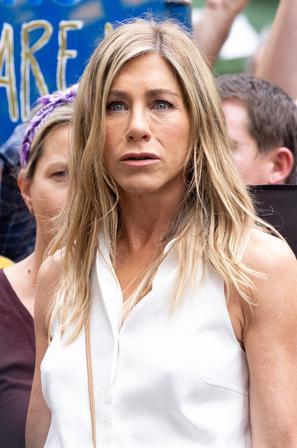 jennifer aniston