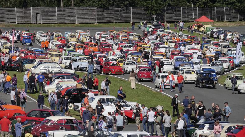 SVAMZ, starodobniki, zastava 750, fičko, slovenska veteranska avtomoto zveza