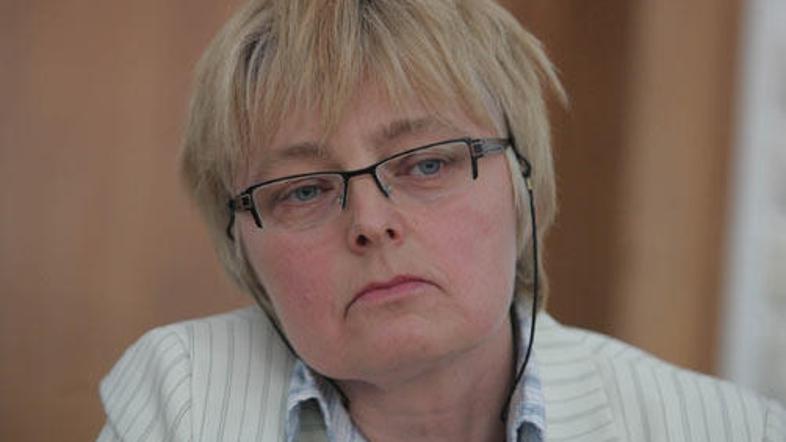 Zaradi slabosti Ploštajnerjeva ni mogla predstaviti zakona za razvojno pomoč Pom