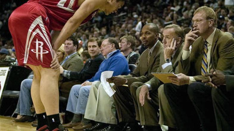 Yao Ming je v Charlottu odigral svojo najboljšo tekmo v letošnji sezoni.