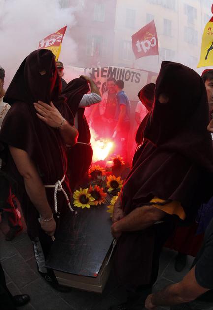 francija, protest, pokojninska reforma