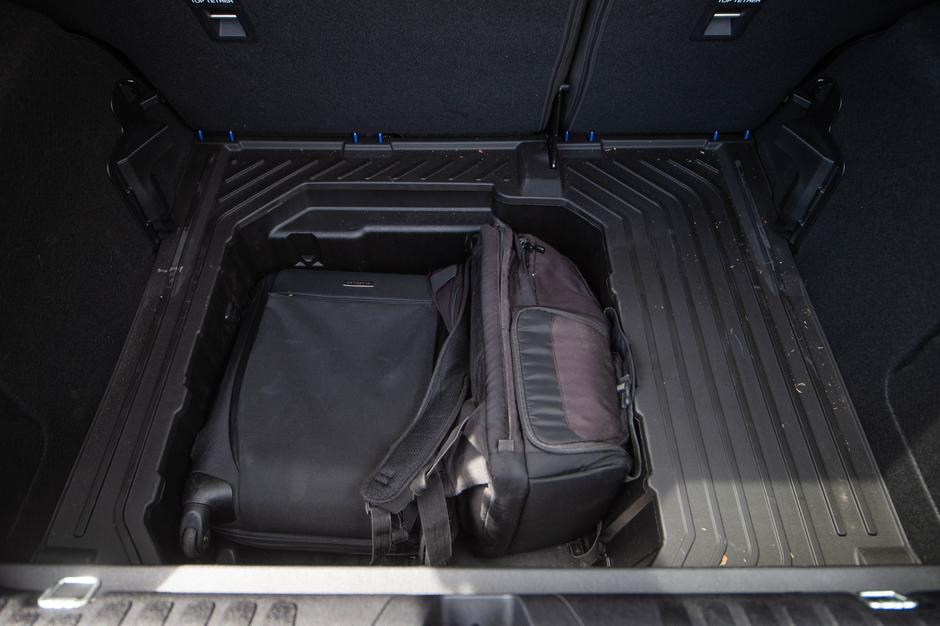 Ford družinski avto primerjava nalaganje prtljage | Avtor: Anže Petkovšek