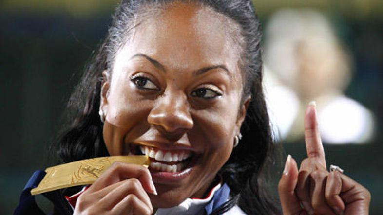 Američanka Sanya Richards si je z zmago na SP v Berlinu in v Zlati ligi prisluži