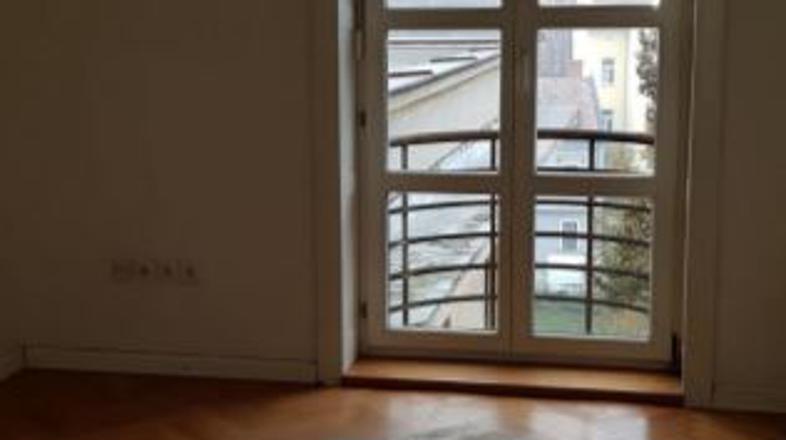 Stanovanje, ki se prodaja na naslovu Gestrinova 5