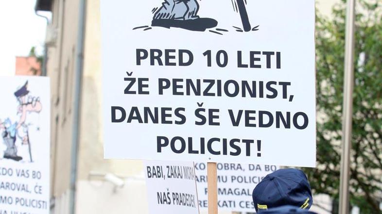 Delavci so prepričani, da denarja za njihove pokojnine ne bo dovolj. (Foto: Nik 