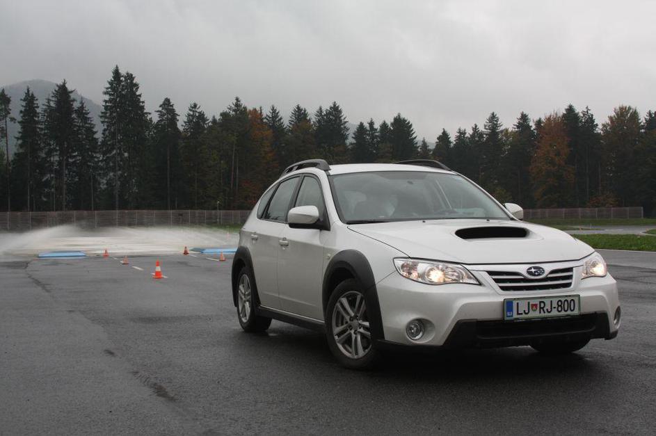 Slovenska predstavitev: Subari impreza XV in WRX STi