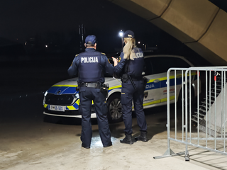Policija, policist, policistka, policijska patrulja
