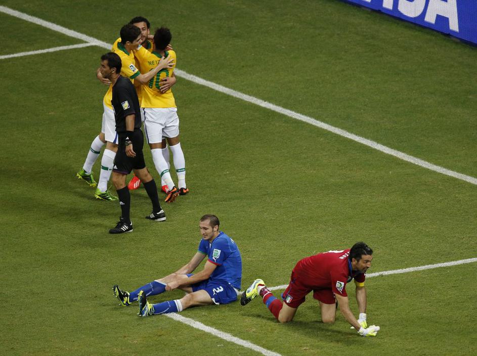 Fred Buffon Chiellini Brazilija Italija Pokal konfederacij