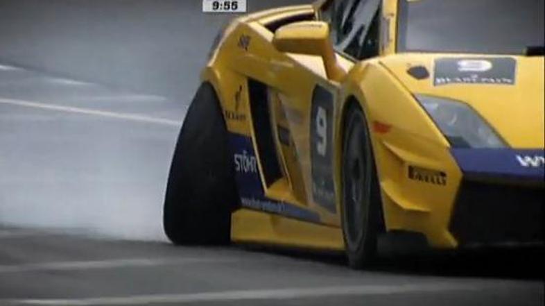 Eden izmed razbitih gallardov.