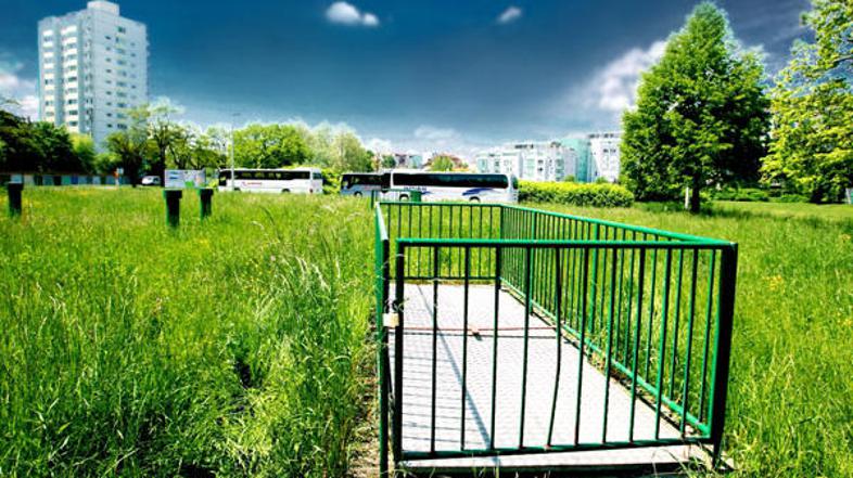 Mestna občina Ljubljana je šest javnih zaklonišč prvič oddala konec leta 2007. F