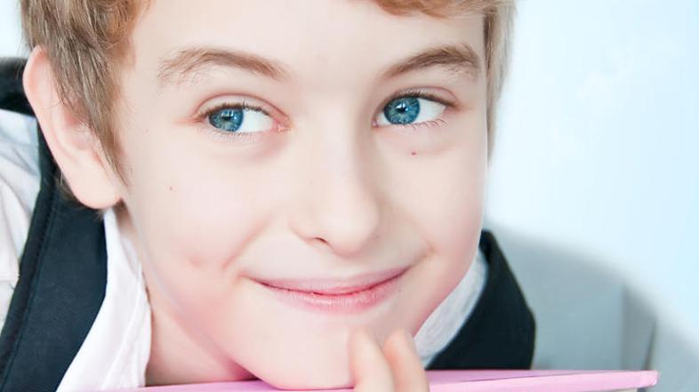 Šolska torba mora biti všeč tudi otroku, saj mu bo polepšala dneve ob knjigah. (