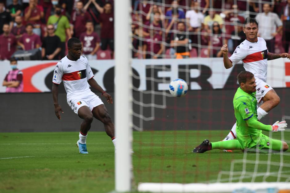 Flavio Bianchi Vid Belec Salernitana Genoa | Avtor: Epa