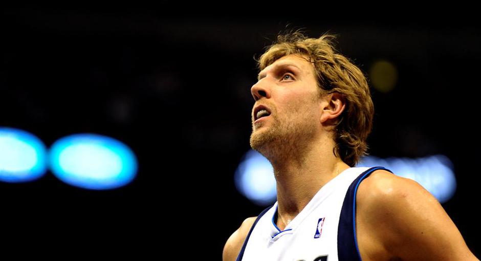 Dirk Nowitzki je ob 10. zmagi Mavericksov v nizu prispeval 25 točk. (Foto: EPA) | Avtor: Žurnal24 main