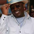 Bernie Mac je pred nekaj dnevi nepričakovano umrl zaradi zapletov pri pljučnici.