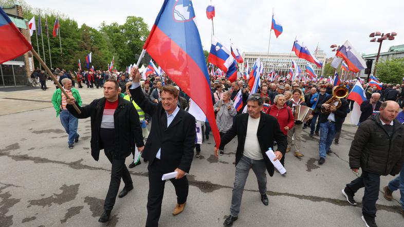 protest upokojencev
