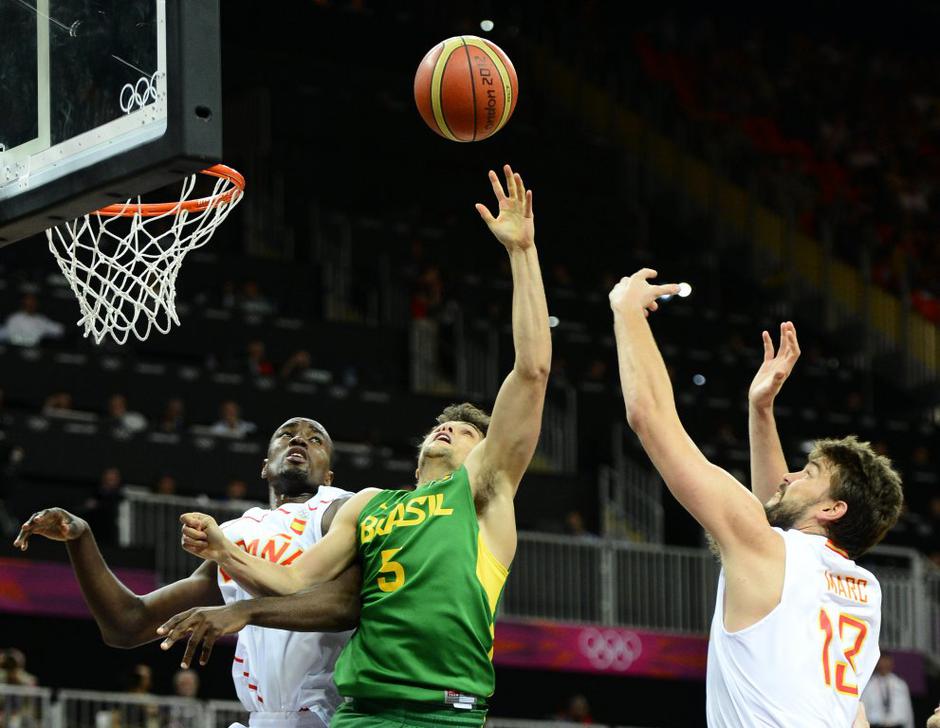 raul neto serge ibaka španija brazilija | Avtor: EPA