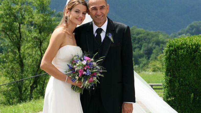 Janez in Urška sta se poročila julija. (Foto: Nik Rovan)