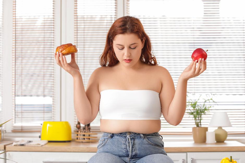 hujšanje, ženska, prigrizek | Avtor: Profimedia