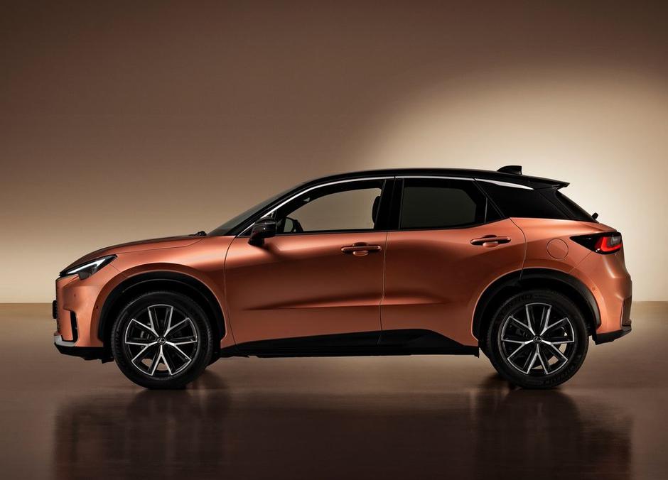 Lexus LBX | Avtor: Lexus