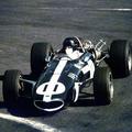 Dan Gurney z dirkalnikom Eagle, s katerim je enkrat zmagal, na VN Mehike leta 19