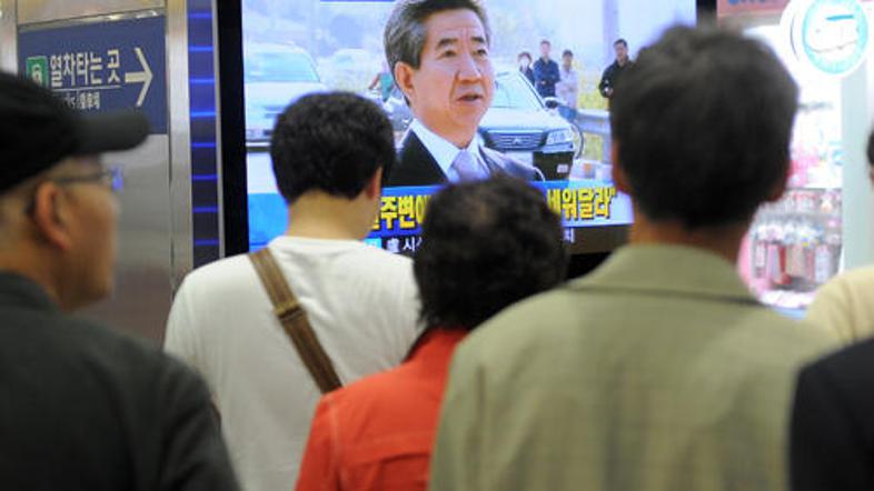 Zakaj je nekdanji predsednik Južne Koreje storil samomor, še ni znano.