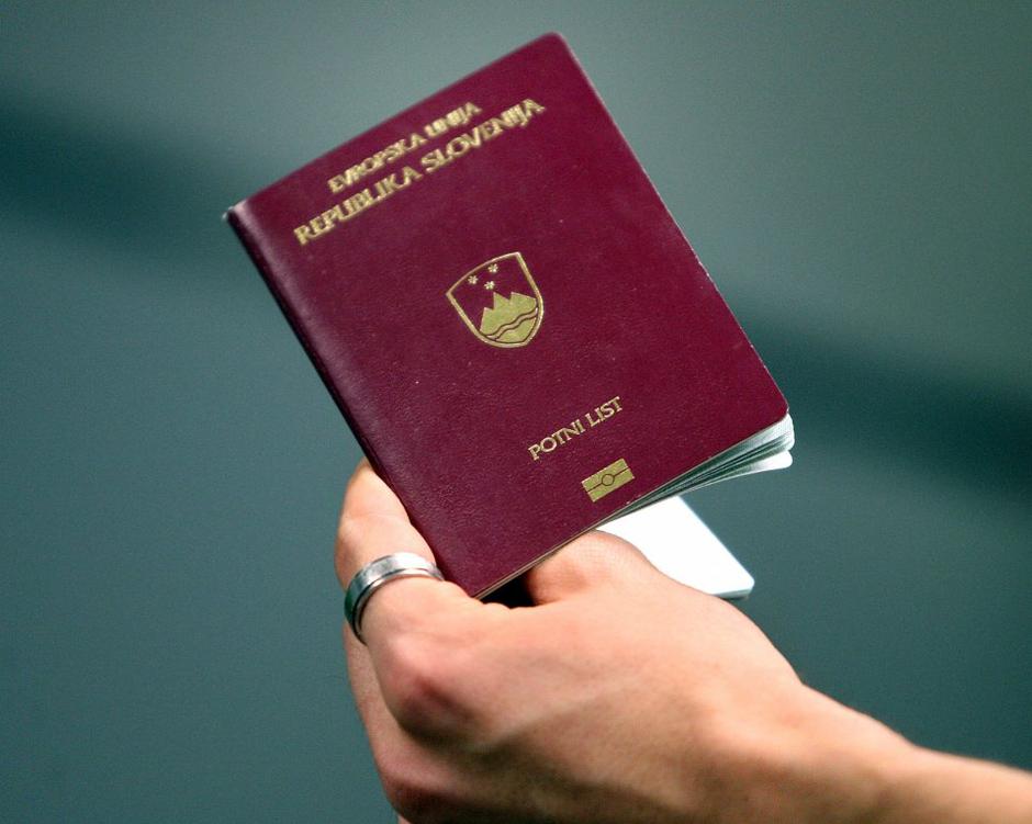 Potni list | Avtor: Boštjan Tacol