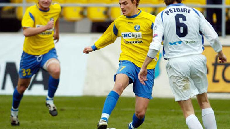 Nejc Pečnik se na Češkem ni naigral in bo tako oblekel dres Celja.