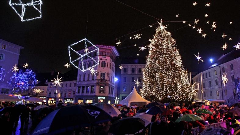 V Ljubljani bo letos manj modre barve. (Foto: Saša Despot)