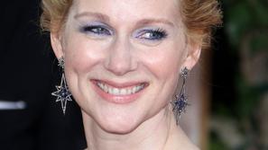 Laura Linney