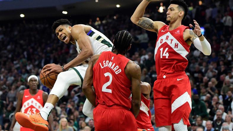 Giannis Antetokounmpo Bucks Raptors