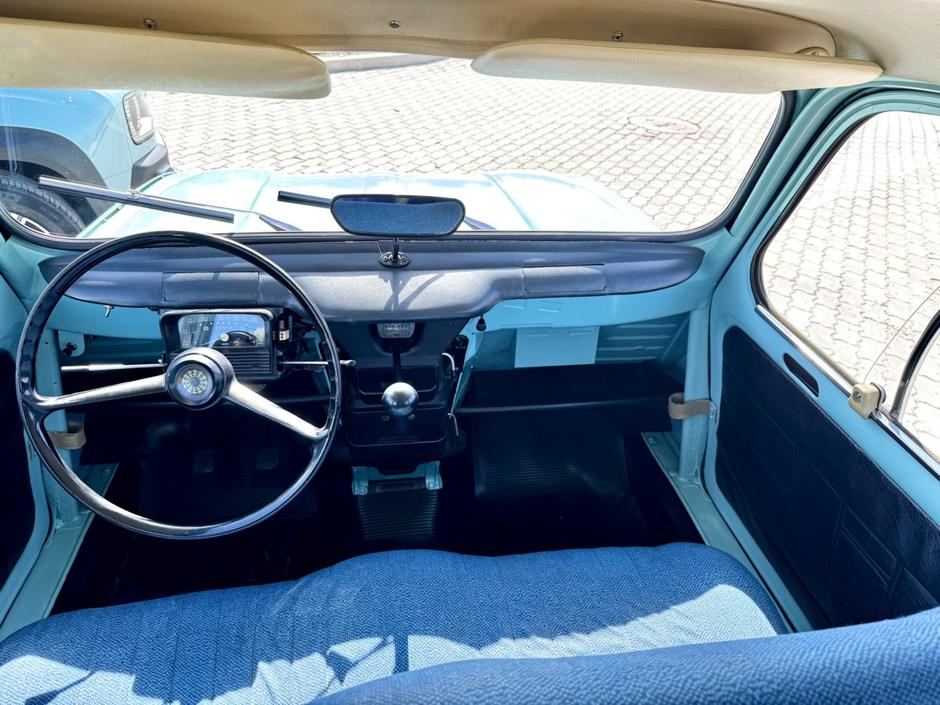 Renault 4 | Avtor: Andrej Leban