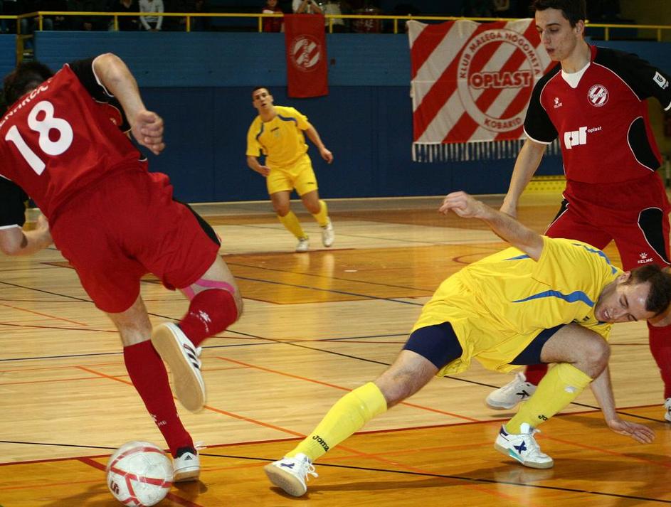 Derbi med Puntarjem in Oplastom je pripadel Tolmincem