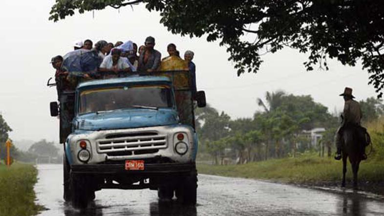 Ljudje so množično zapuščali svoje domove.