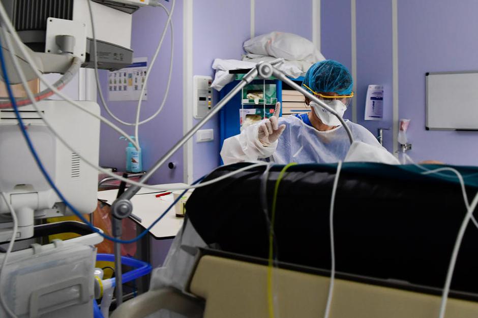 covid-19 | Avtor: Epa