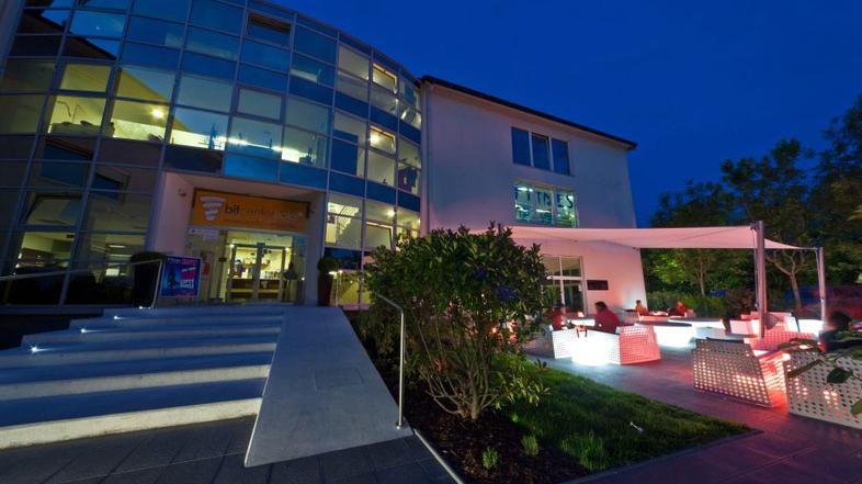Bit Center Hotel