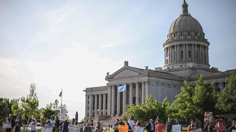 Oklahoma sodišče pravica do splava protest